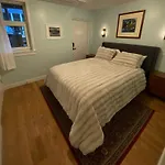 Cozy Garden Apt In Williamsburg Nyc Townhouse